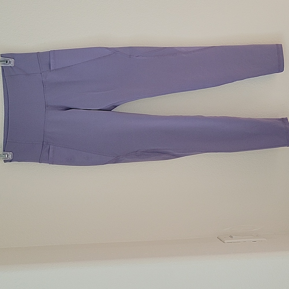 Old Navy Active, Elevate Legging, Small Petite, Lilac, EUC